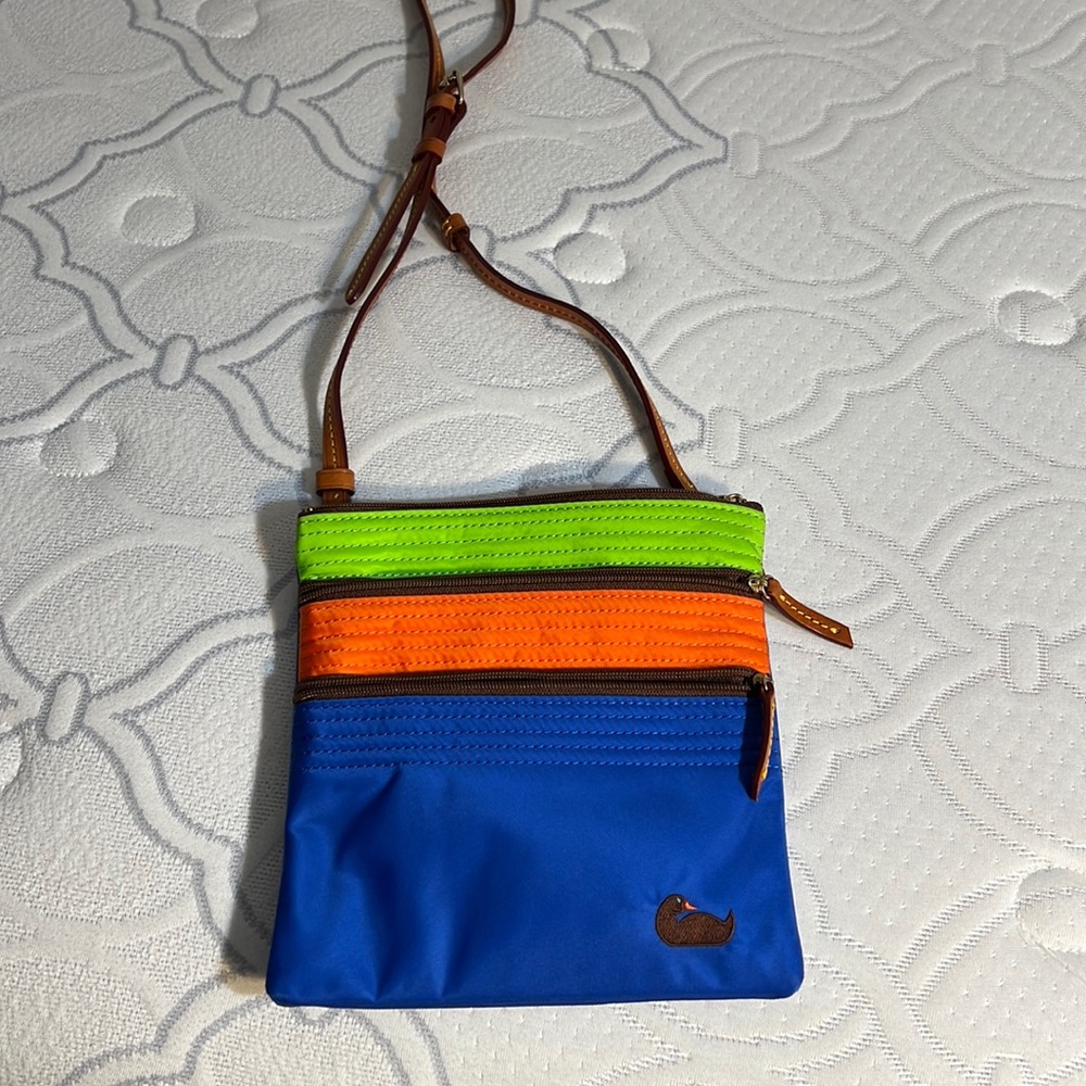 Dooney and Bourke crossbody bag